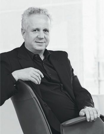 Масштабные концепты и строгая роскошь: Walter Knoll в шоу-руме Concept Масштабные концепты и строгая роскошь: Walter Knoll в шоу-руме Concept