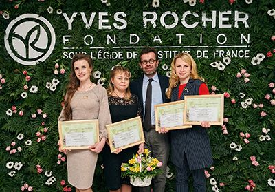 Земля Женщин: премия Yves Rocher Земля Женщин: премия Yves Rocher
